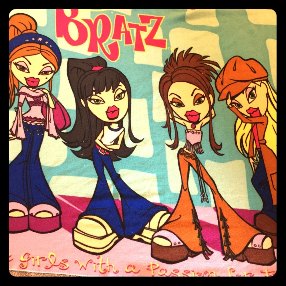 Bratz throw blanket